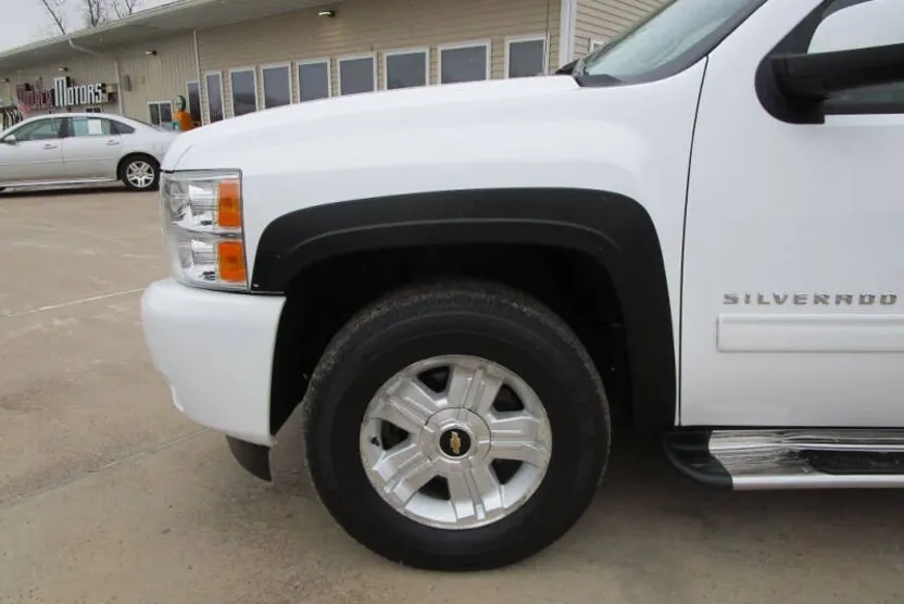2013 Chevrolet Silverado 1500 LT photo 1