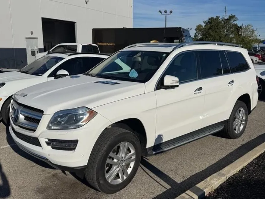 2016 Mercedes Benz GL 450 photo 1