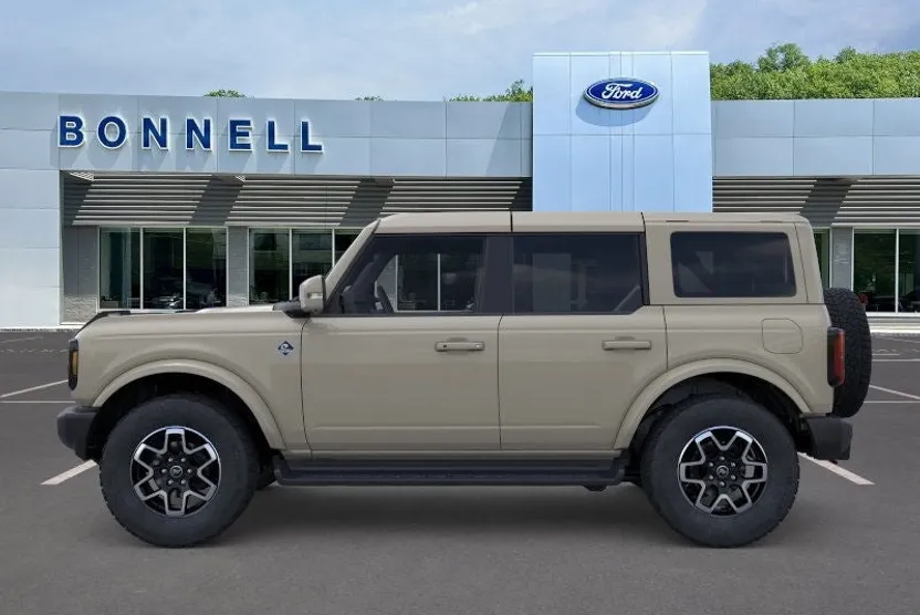 2025 Ford Bronco Outer Banks photo 1