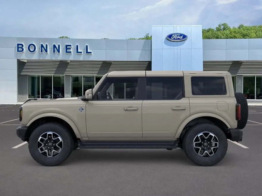 2025 Ford Bronco Outer Banks photo 1