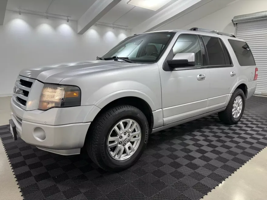 2014 Ford Expedition Limited photo 1