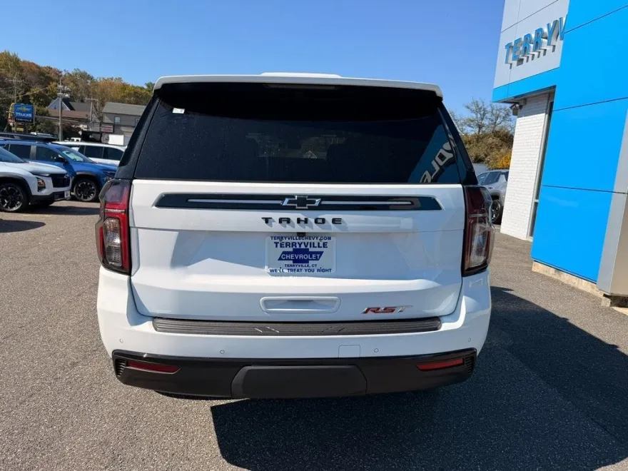 2024 Chevrolet Tahoe RST photo 1