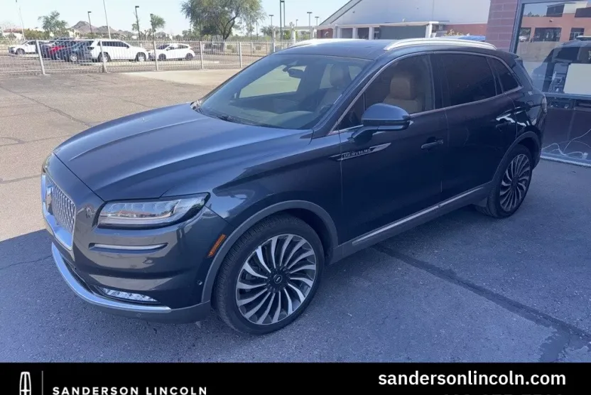 2022 Lincoln Nautilus Black Label photo 1