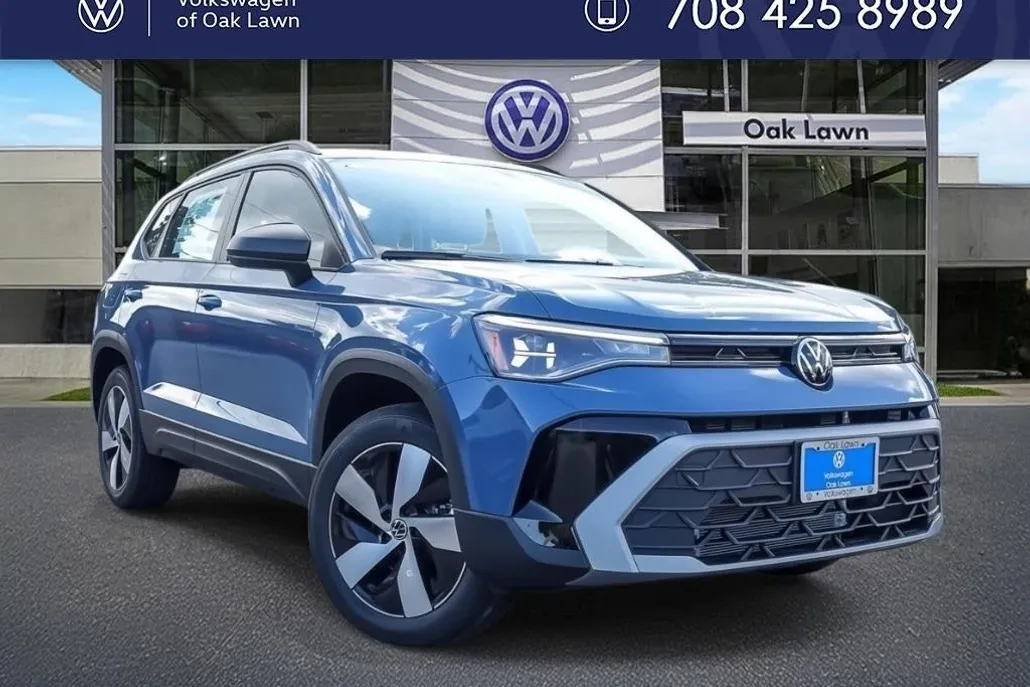 2025 Volkswagen Taos S photo 1