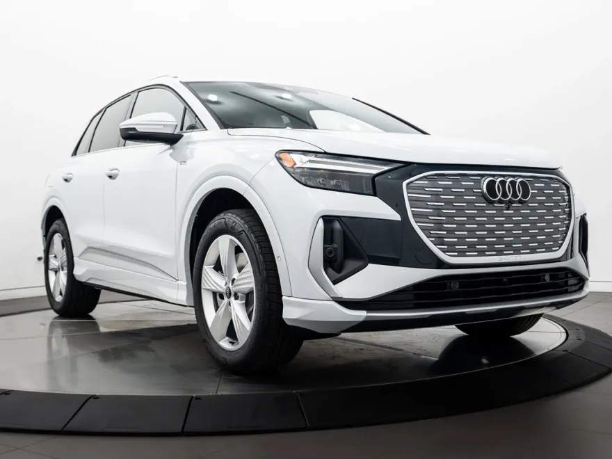 2024 Audi Q4 E-tron 50 Premium Plus photo 1