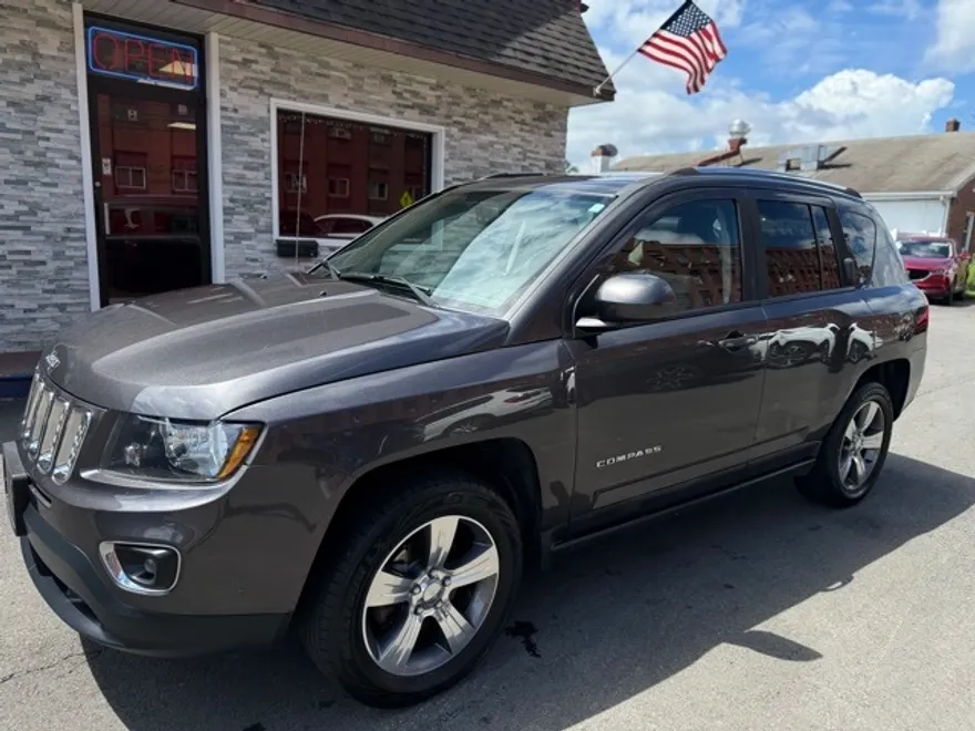 2016 Jeep Compass High Altitude photo 1