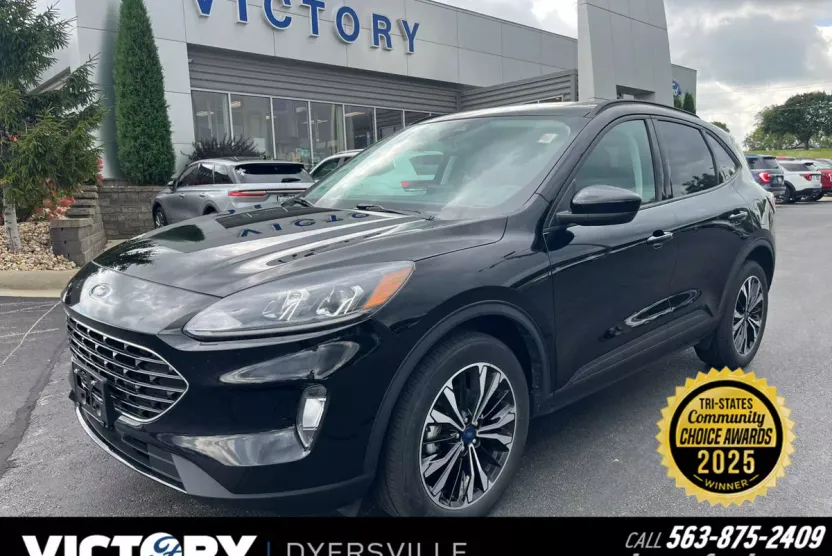 2022 Ford Escape SEL photo 1