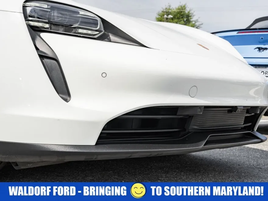 2022 Porsche Taycan Base photo 1