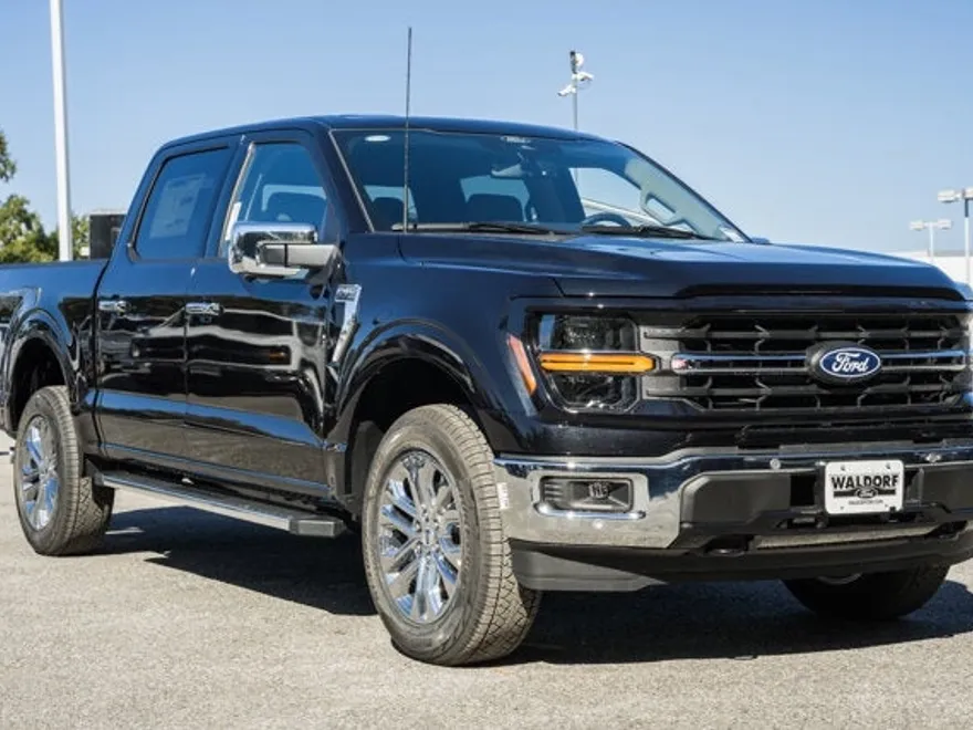 2024 Ford F-150 XLT photo 1