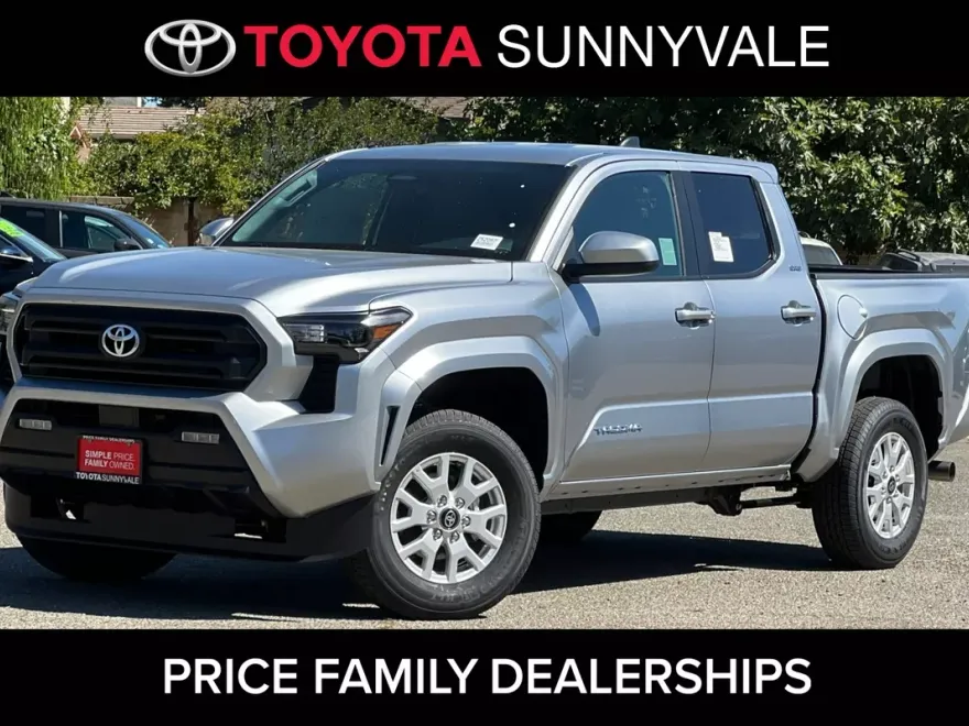 2025 Toyota Tacoma SR5 4x4 Double Cab photo 1