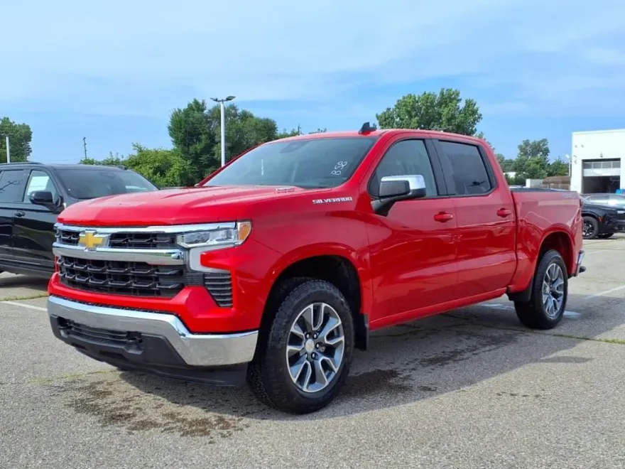 2026 Chevrolet Silverado 1500 LT photo 1