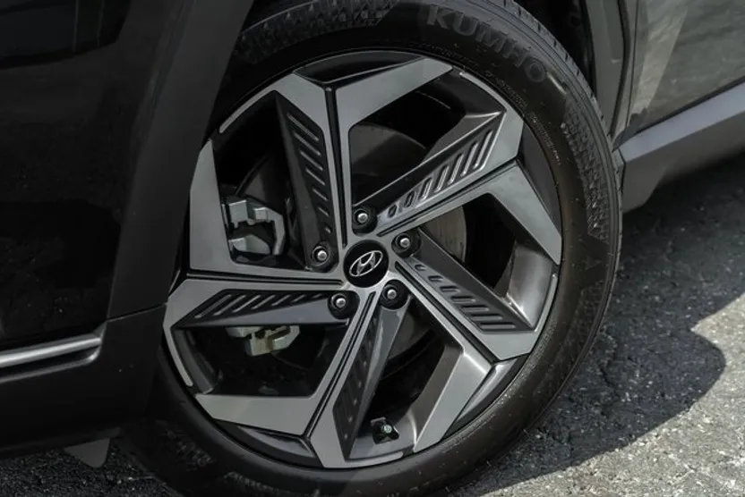 2024 Hyundai Tucson SEL Convenience photo 1