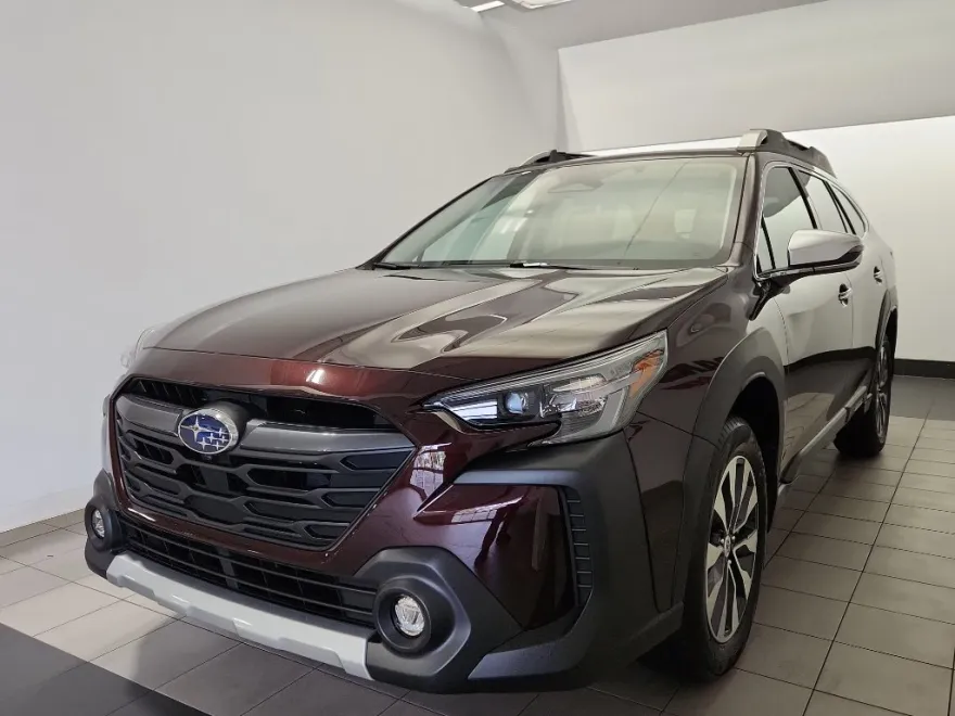 2025 Subaru Outback Touring XT photo 1