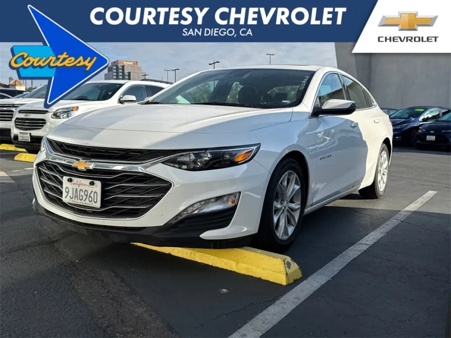 2024 Chevrolet Malibu 1LT photo 1