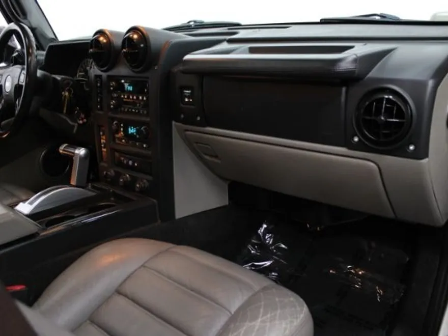2007 Hummer H2 Luxury photo 21