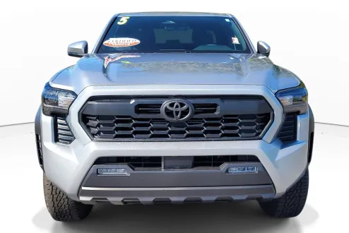 2025 Toyota Tacoma TRD Double Cab photo 2