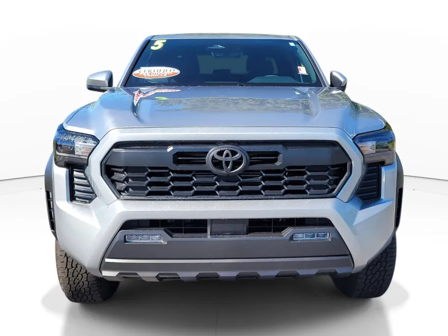 2025 Toyota Tacoma TRD Double Cab photo 2