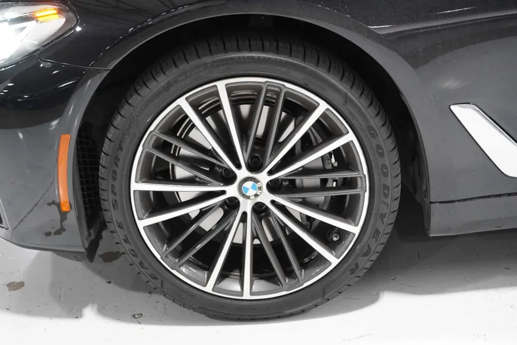 2023 Bmw 540i photo 1