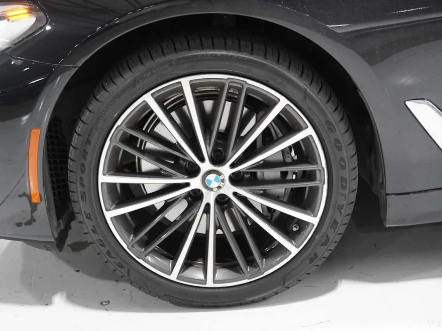 2023 Bmw 540i photo 1
