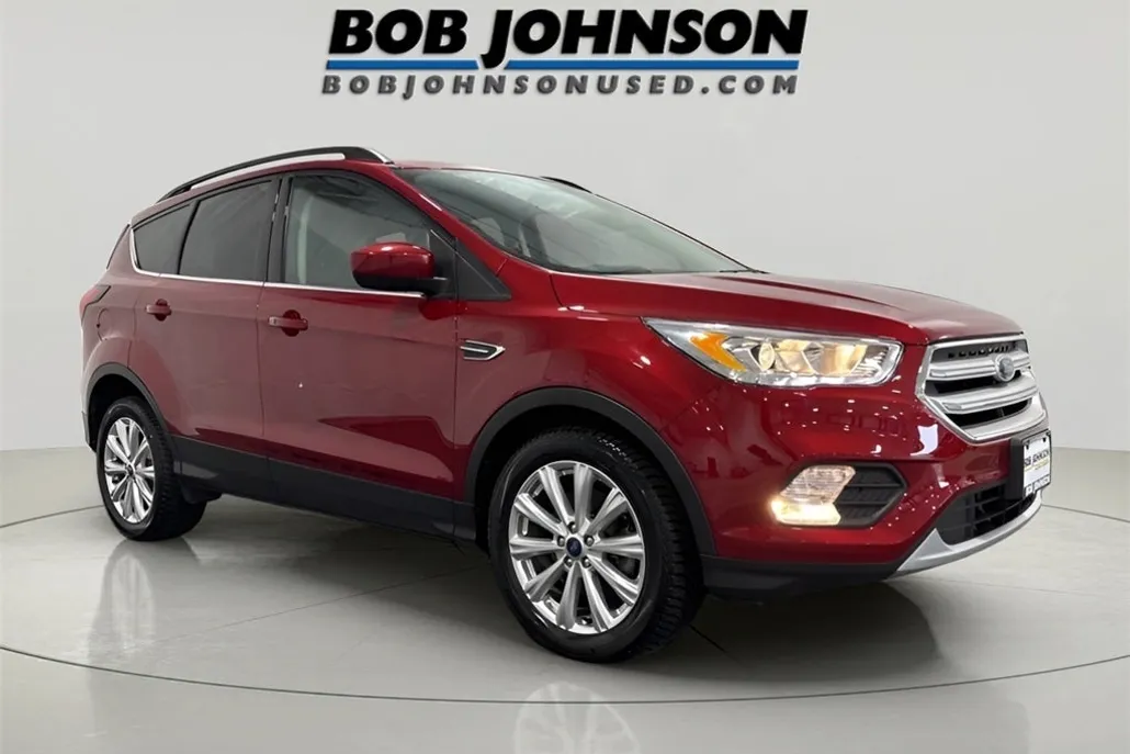 2019 Ford Escape SEL photo 1