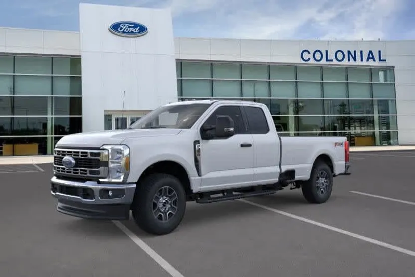 2025 Ford F-350 XLT photo 1