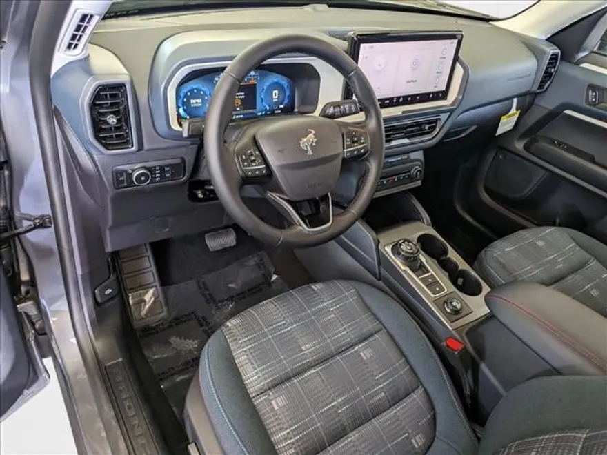 2025 Ford Bronco Sport Heritage photo 1