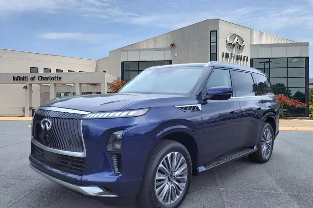 2025 Infiniti QX80 Luxe photo 1