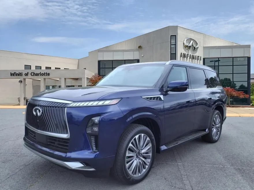 2025 Infiniti QX80 Luxe photo 1