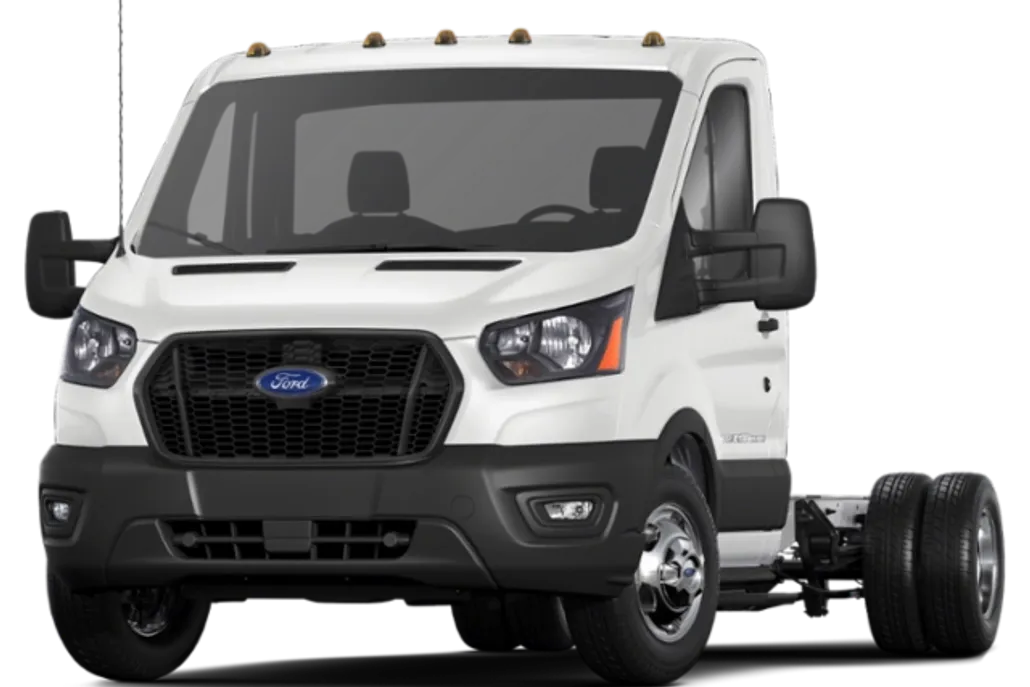 2024 Ford Transit Cutaway photo 1