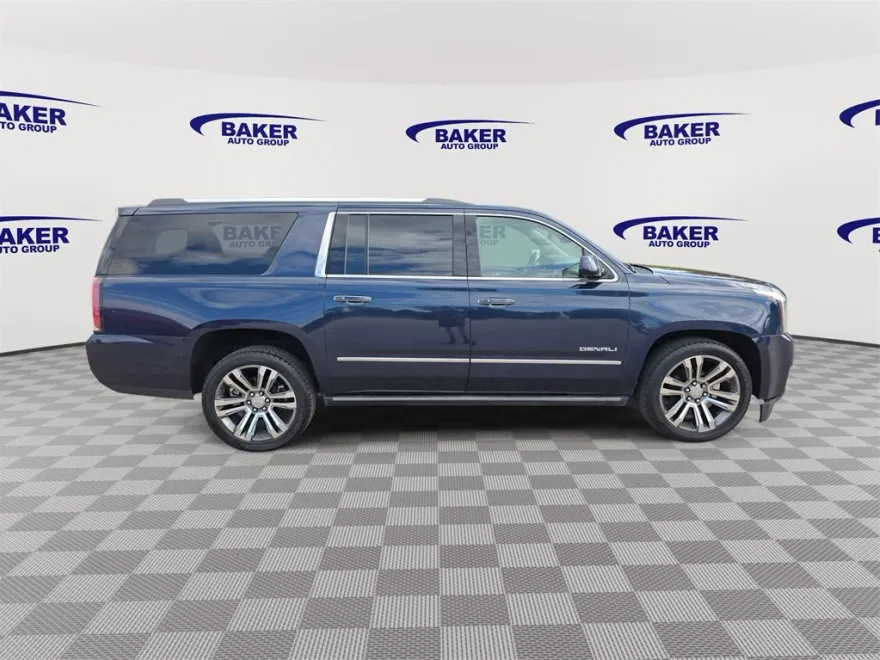 2018 Gmc Yukon XL Denali photo 1