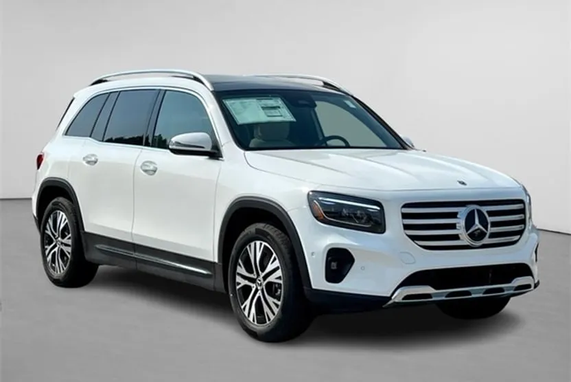 2024 Mercedes Benz GLB 250 4MATIC photo 1