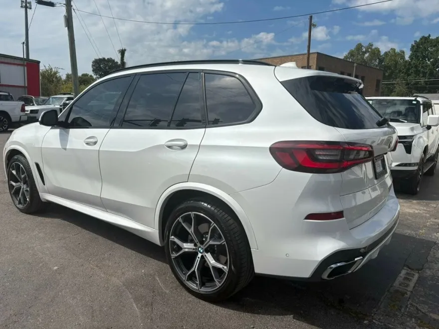 2022 Bmw X5 xDrive40i photo 1