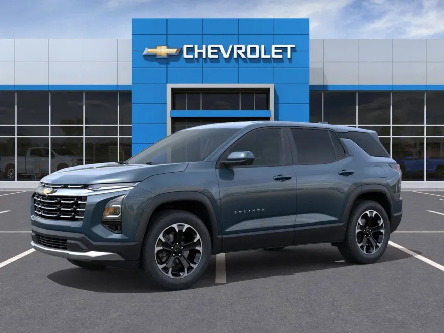2026 Chevrolet Equinox LT photo 1