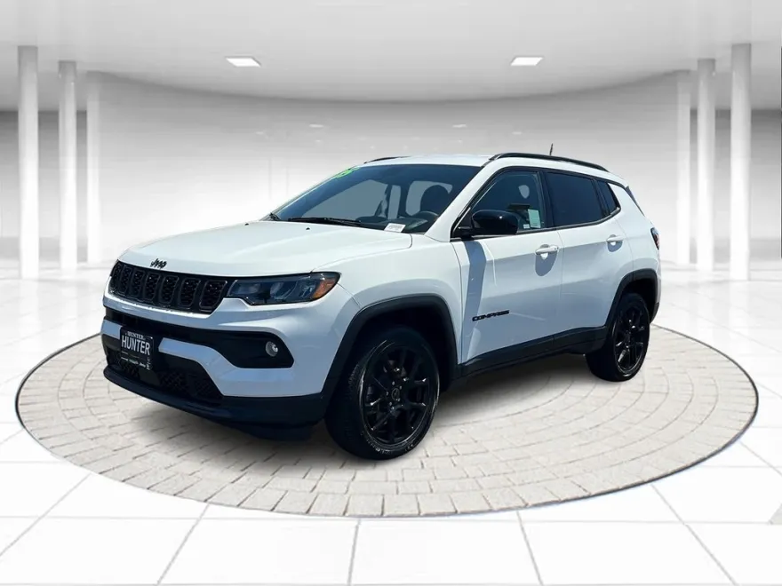 2025 Jeep Compass Latitude photo 1