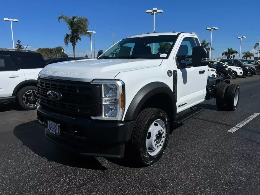 2024 Ford F-450 XL photo 1