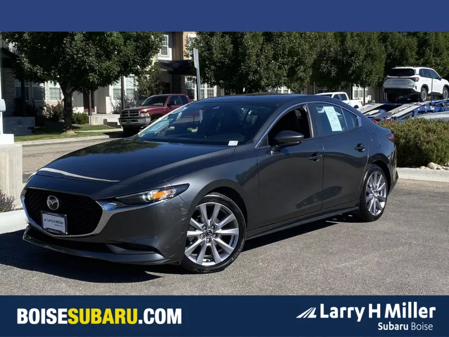 2023 Mazda Mazda3 2.5 Select photo 1