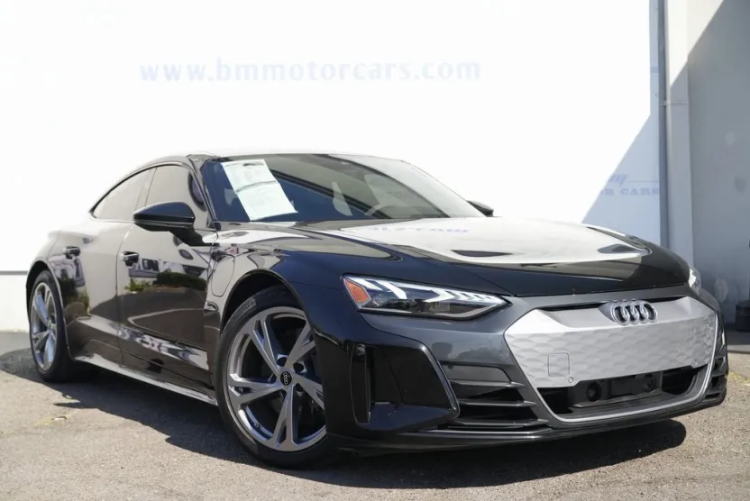 2022 Audi e-tron GT Premium Plus photo 1