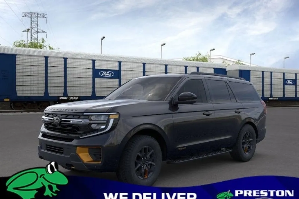 2025 Ford Expedition photo 1