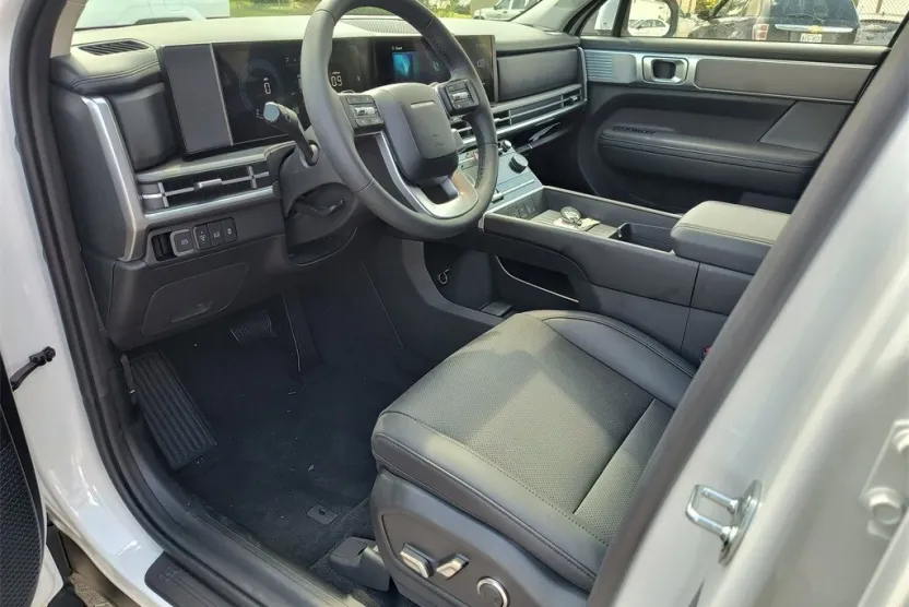 2026 Hyundai Santa Fe SEL photo 1