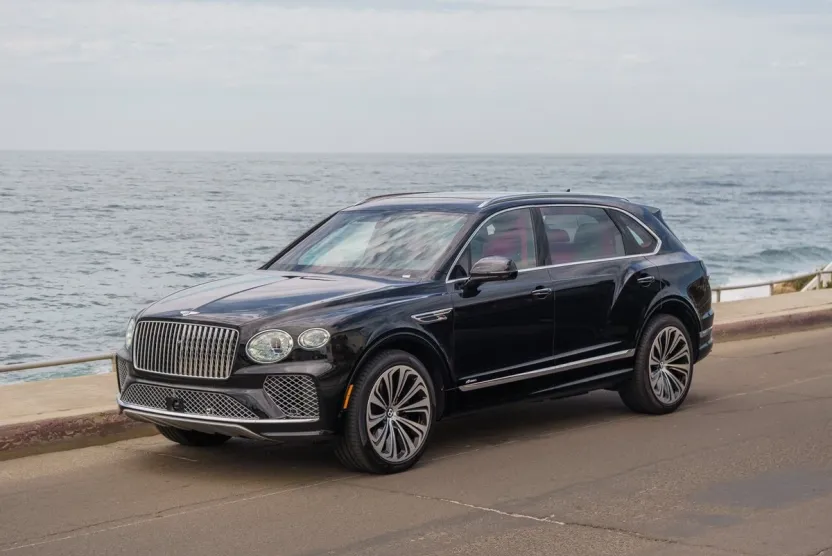 2024 Bentley Bentayga EWB Azure photo 1