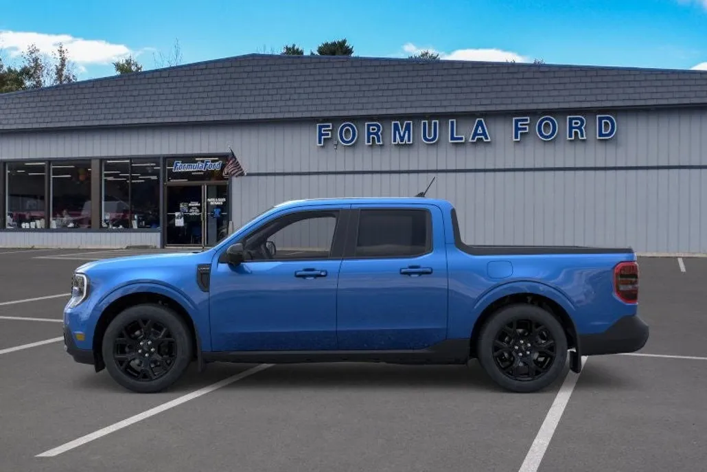 2025 Ford Maverick Lariat photo 1