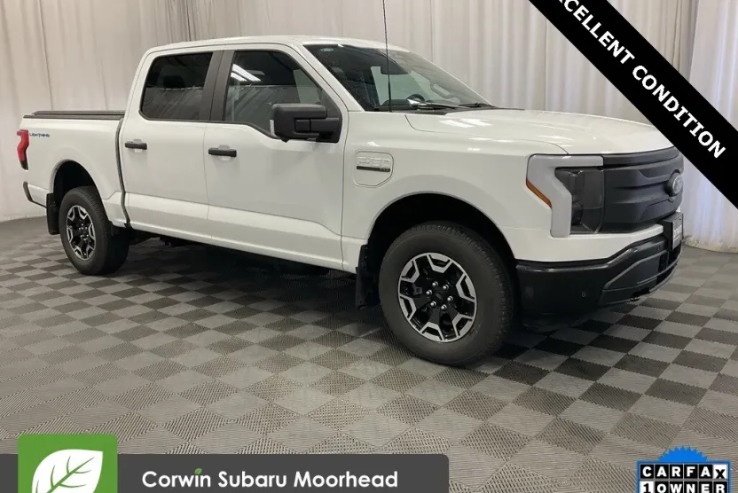 2023 Ford F-150 Lightning photo 1