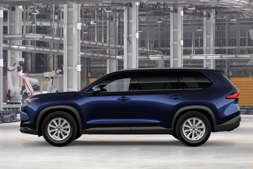 2026 Toyota Highlander Hybrid XLE photo 1