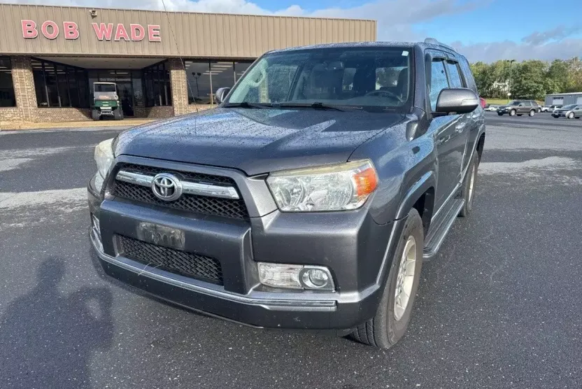 2013 Toyota 4Runner Limited photo 1