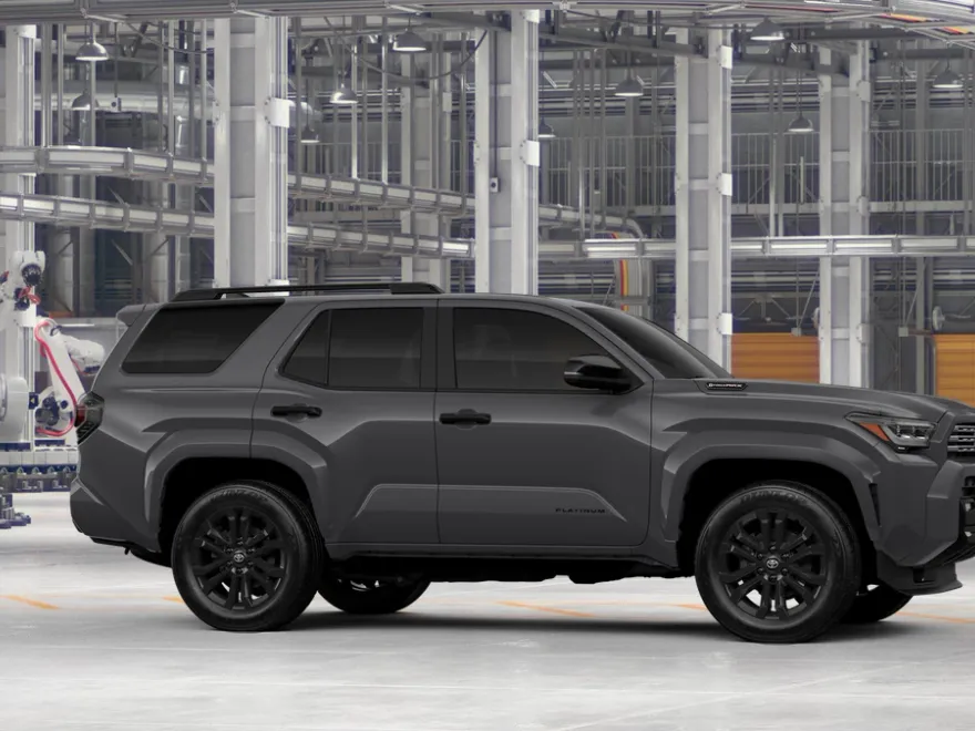 2025 Toyota 4Runner photo 1