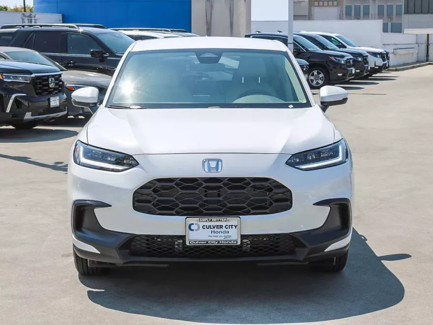 2026 Honda HR-V LX photo 1