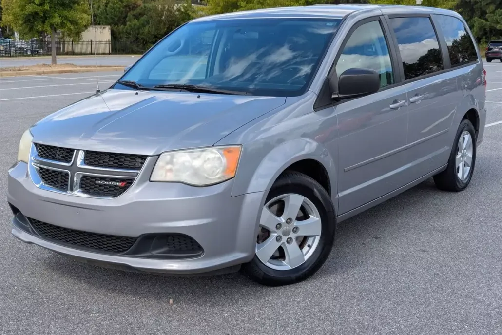 2013 Dodge Grand Caravan SE photo 1