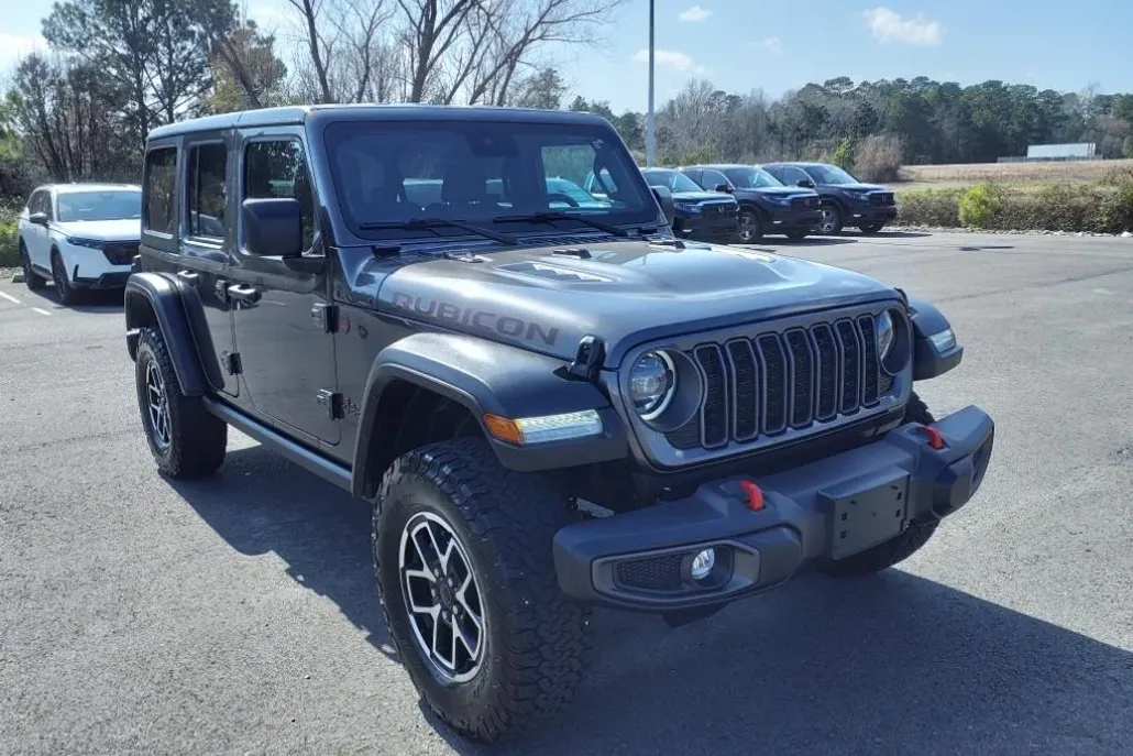 2024 Jeep Wrangler Rubicon photo 1