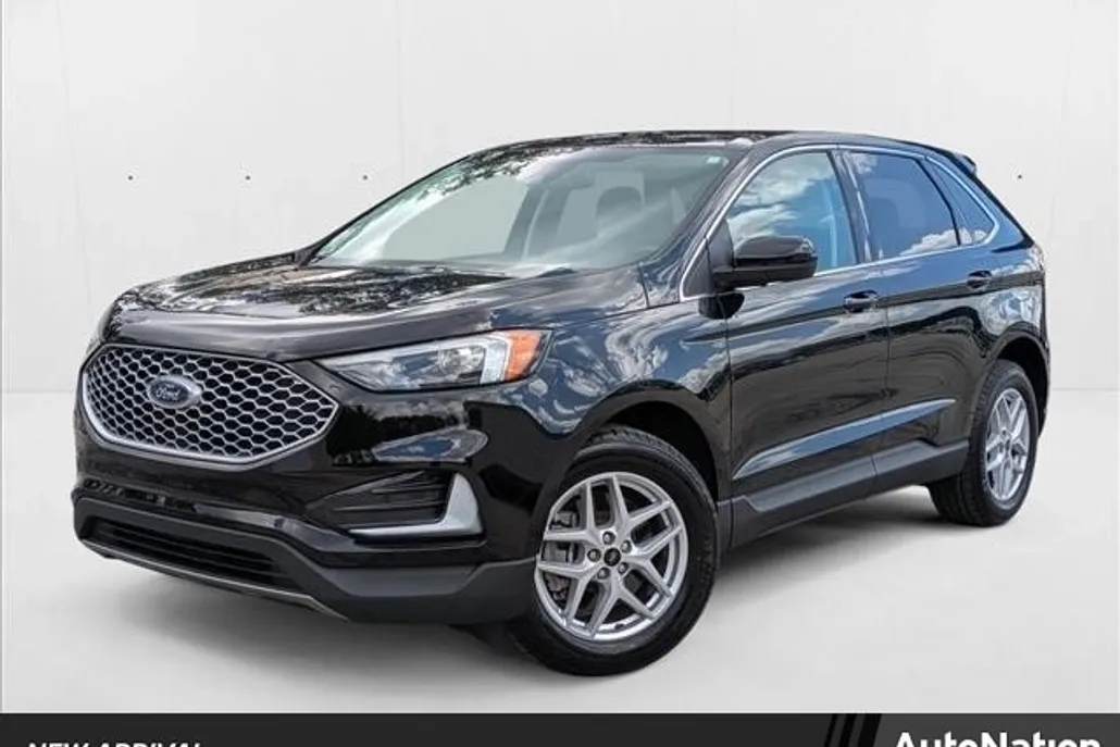 2024 Ford Edge SEL photo 1