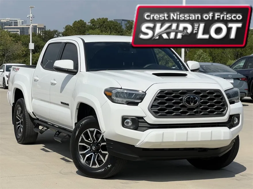 2023 Toyota Tacoma TRD Sport photo 1